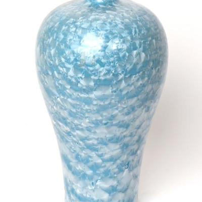 Sale Photo Thumbnail #409: Lot 409 decorative chinese cloud glazed vase