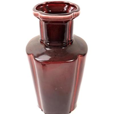 Sale Photo Thumbnail #368: Lot 368 lovely chinese oxblood glazed faceted vase