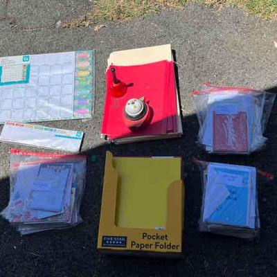 KSG094 Assorted Wires And Electronics Lot