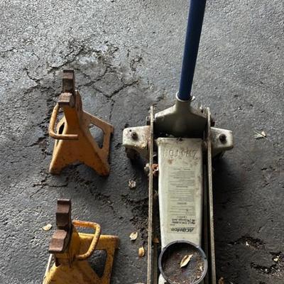 KSG032 - AC Delco Garage Jack And Adjustable Stands
