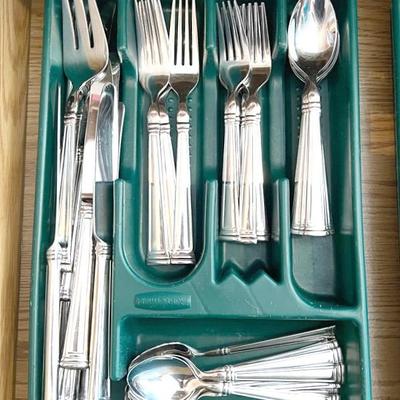 Lenox 18/10 Silverware