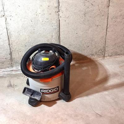 Rigid 9-Gallon Wet/Dry Shop Vac