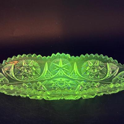 UV Reactive Condiment Tray