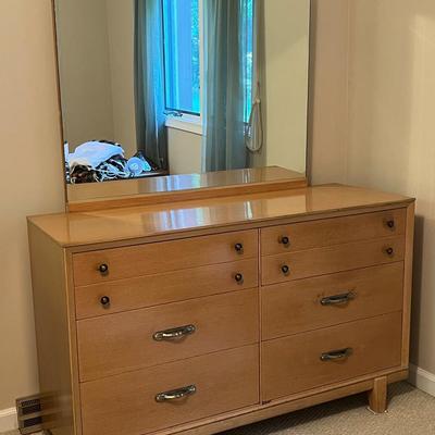 Harmony House Blond Mid Century Dresser with Mirror