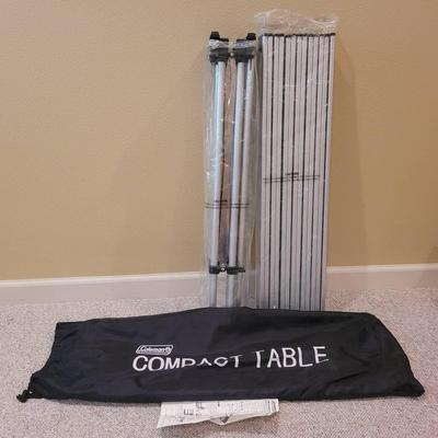 Compact Table