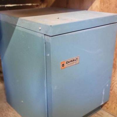 Dewalt Metal Cabinet