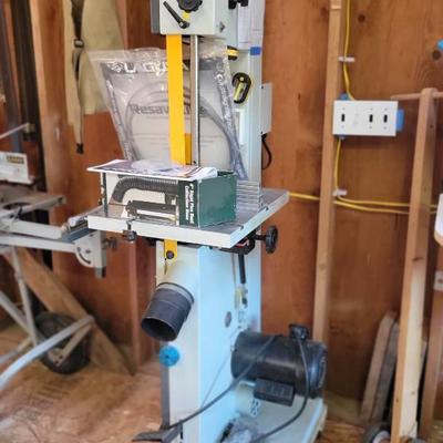 Laguna 14" Wood Band Saw Model MBAND144200