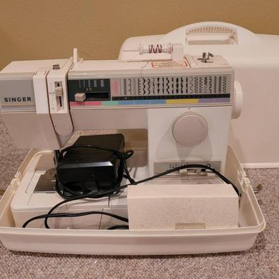 Singer Sewing Machine Model 9134