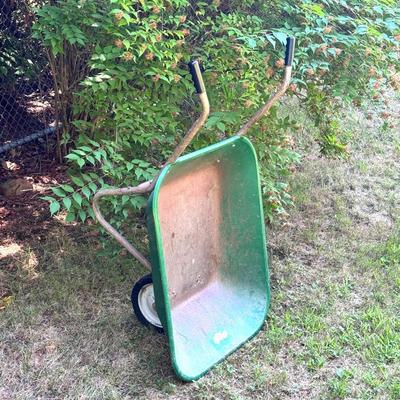 26 Gallon - Metal Wheelbarrow 