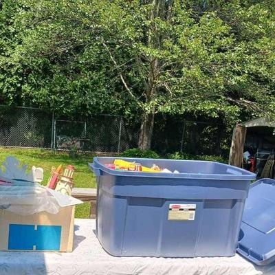 (2) Mystery Lot Of Holiday Decorations