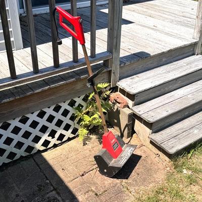 Toro Power Shovel 