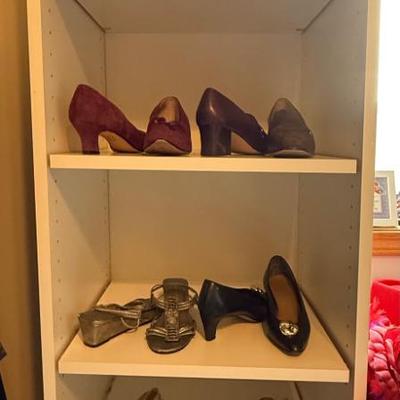 Sale Photo Thumbnail #24: Various women's shoes
