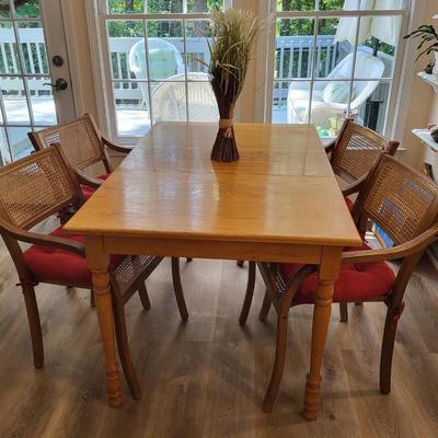 Light Oak Wood Dining Table with Chairs