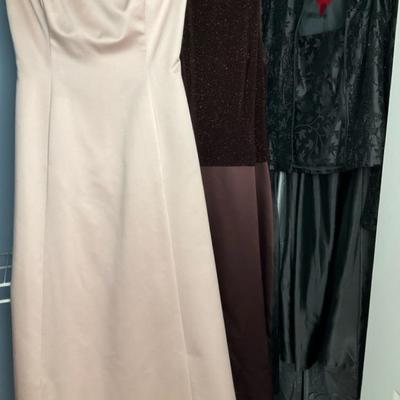 Women’s Formal Dresses