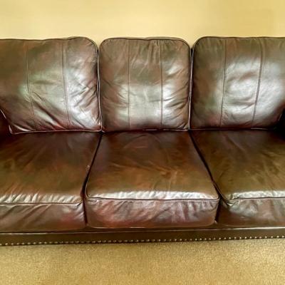 Lot 001-LR: Haverty’s Sofa