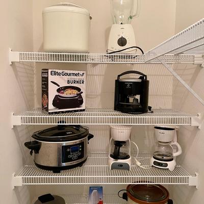 Lot 045-KIT: Small Kitchen Appliances