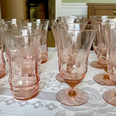 Lot 028-KIT: Pink Water & Iced Tea Glasses