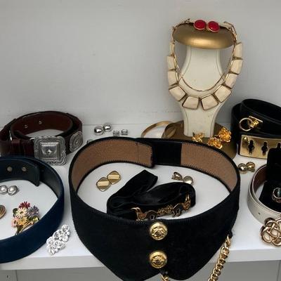 Sale Photo Thumbnail #36