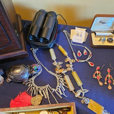 Sale Photo Thumbnail #407