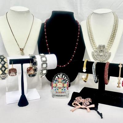 Extravagant Statement Pieces & More