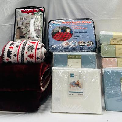 Fluffy Heated Blankets And Assorted Sized Sheet Sets