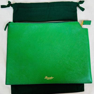 NEW Pineider Medium Nubuck Leather Pouch / Green