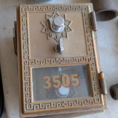 Sale Photo Thumbnail #102
