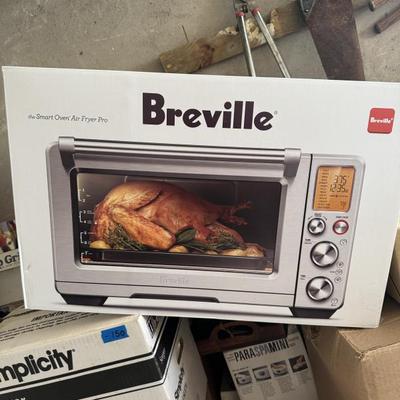 Sale Photo Thumbnail #55: Breville new- smart oven pro 