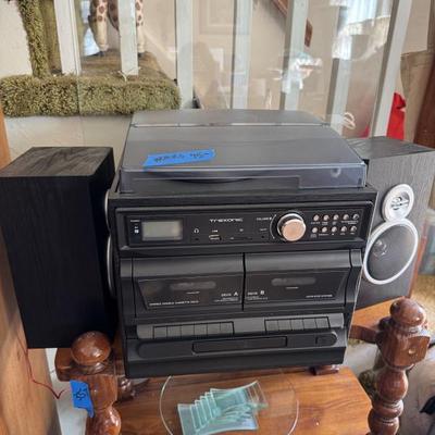 Sale Photo Thumbnail #21: Trexonic 3- Speed Vinyl turntable stereo system. 