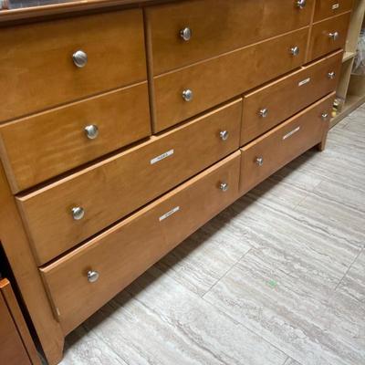 Sale Photo Thumbnail #82