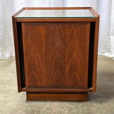 1960s Merton Gershun for Dillingham Mid-Century Modern Esprit Walnut Nightstand with Glass Top
