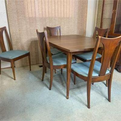 Mid Century Broyhill Emphasis Dining Set.jpg