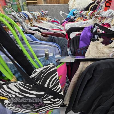 Sale Photo Thumbnail #128