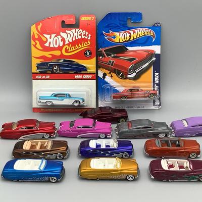 Hot Wheels Collection - 13 Cars