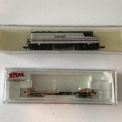 N-Scale Amtrak Locomotive And Atlas Front Runner 