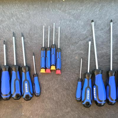 18 Piece Kobalt Screw Driver Set