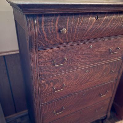 Antique Dovetail Oak Dresser