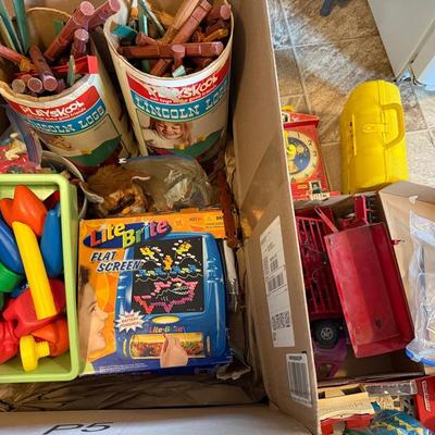 Large Mystery lot of vintage toys