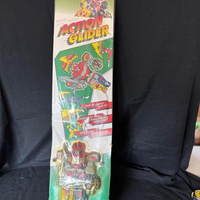 Mighty Morphin Power Rangers Kite Action Glider NEW