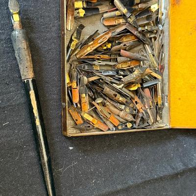 Vintage Fountain Pen/Dip Pen Plus extra Nibs 