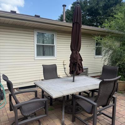 Patio Table With 4 Chairs( 2 Stationary/2 Swivel Rocker)