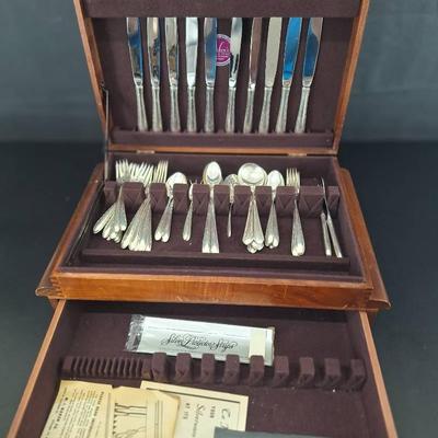 Towle Sterling Silverware Set - Silver Flutes - 1835gm plus 10 Knives with Stainless Steel Blades