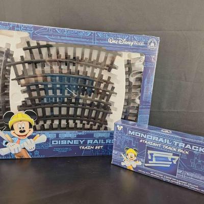 2 Disney Railroad Train Set - Disney Straight Tack Pack