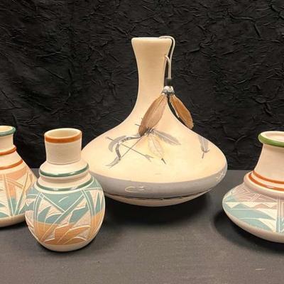 Ct288 vintage native pottery