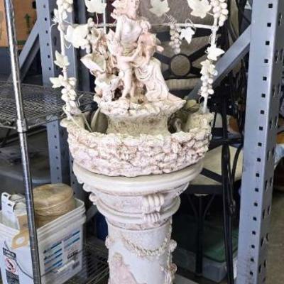 Ct311 fountain with stand