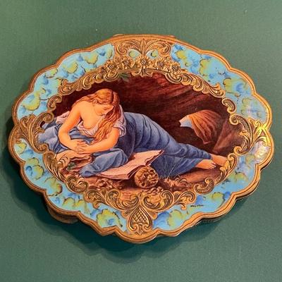 Antique italian enamel and gilded 800 silver compact