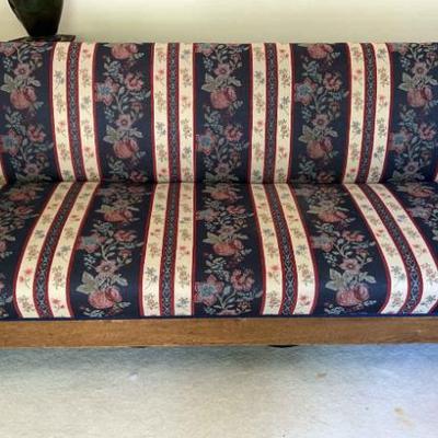 Couch possibly stickley