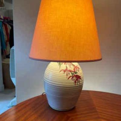 Great northwestern stoneware hand painted lamp
