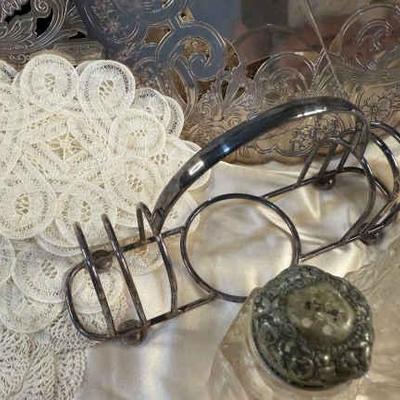 Vintage linens flatware box, wallace silverplate trivets & more