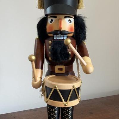 Seiffener drummer nutcracker